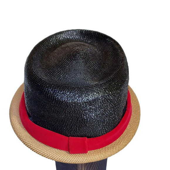 Vintage Straw Hat with Velveteen Red Bow‎ - Picture 2 of 10